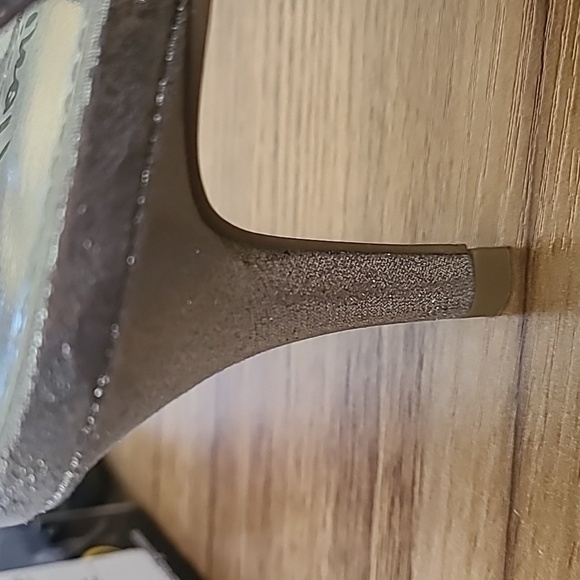 FIONI Silver Rhinestones Strappy Sandal Shoes Size 9 NWT - Picture 9 of 16